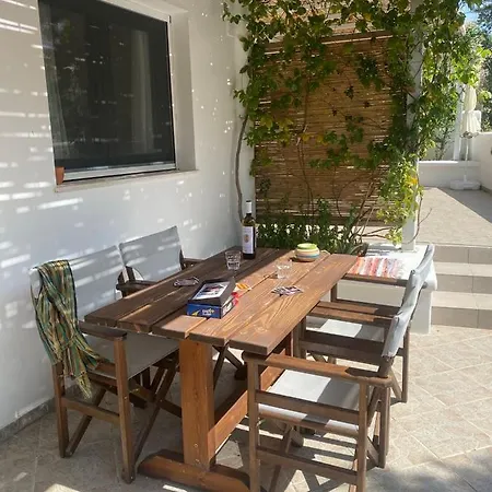 Moscha Lägenhet Batsi