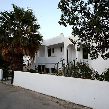 Moscha Lägenhet Batsi